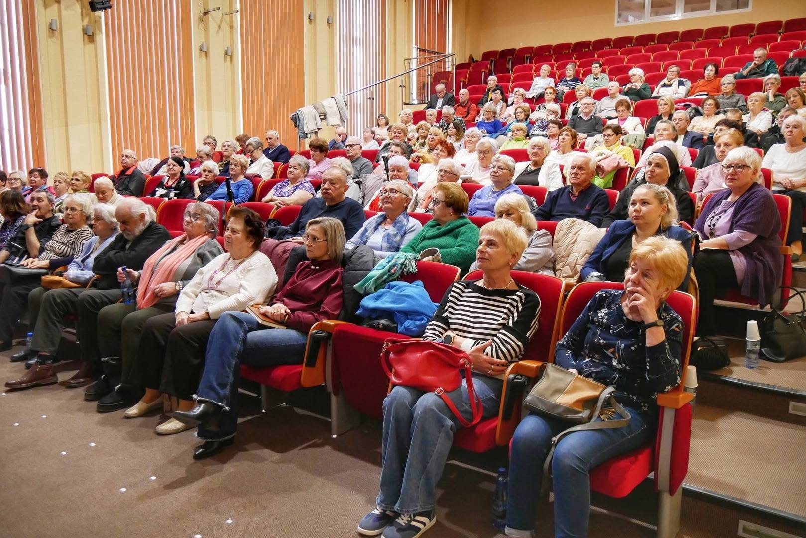Seminarium przemoc